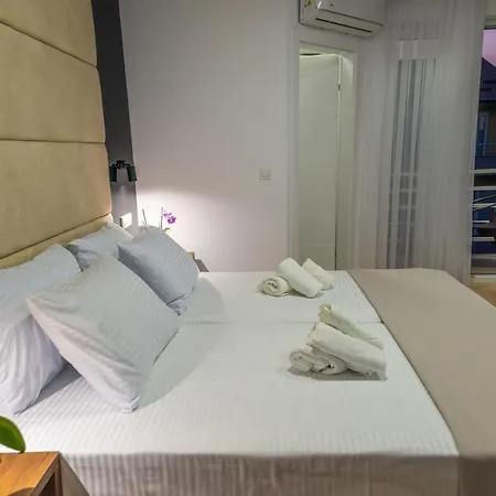 אוהריד Ribar Apartments מראה חיצוני תמונה